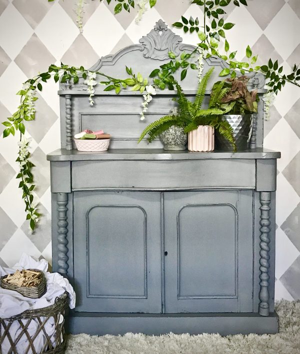Mezzie and Chalk Paint - 1 Litre