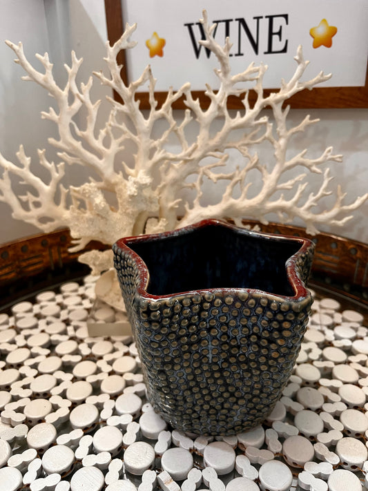 Textured Starfish Pot
