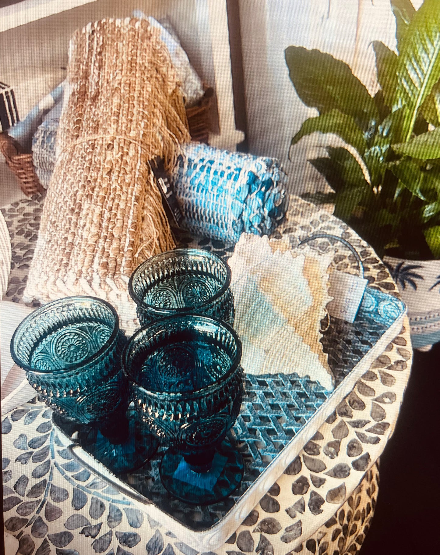 Wine Glass Sapphire