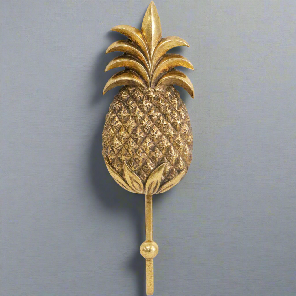 Pineapple Hook