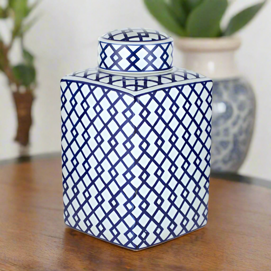 HEIHO CERAMIC GINGER JAR 23X40CM WHITE /NAVY