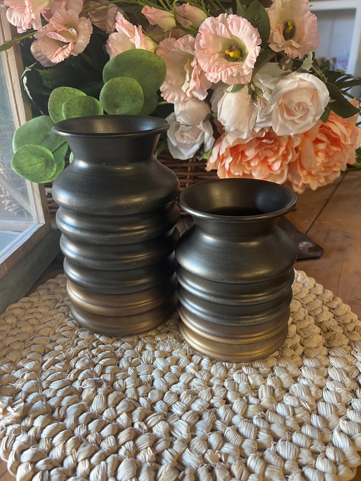 Black & Gold Home Decor Vases - Set x 2