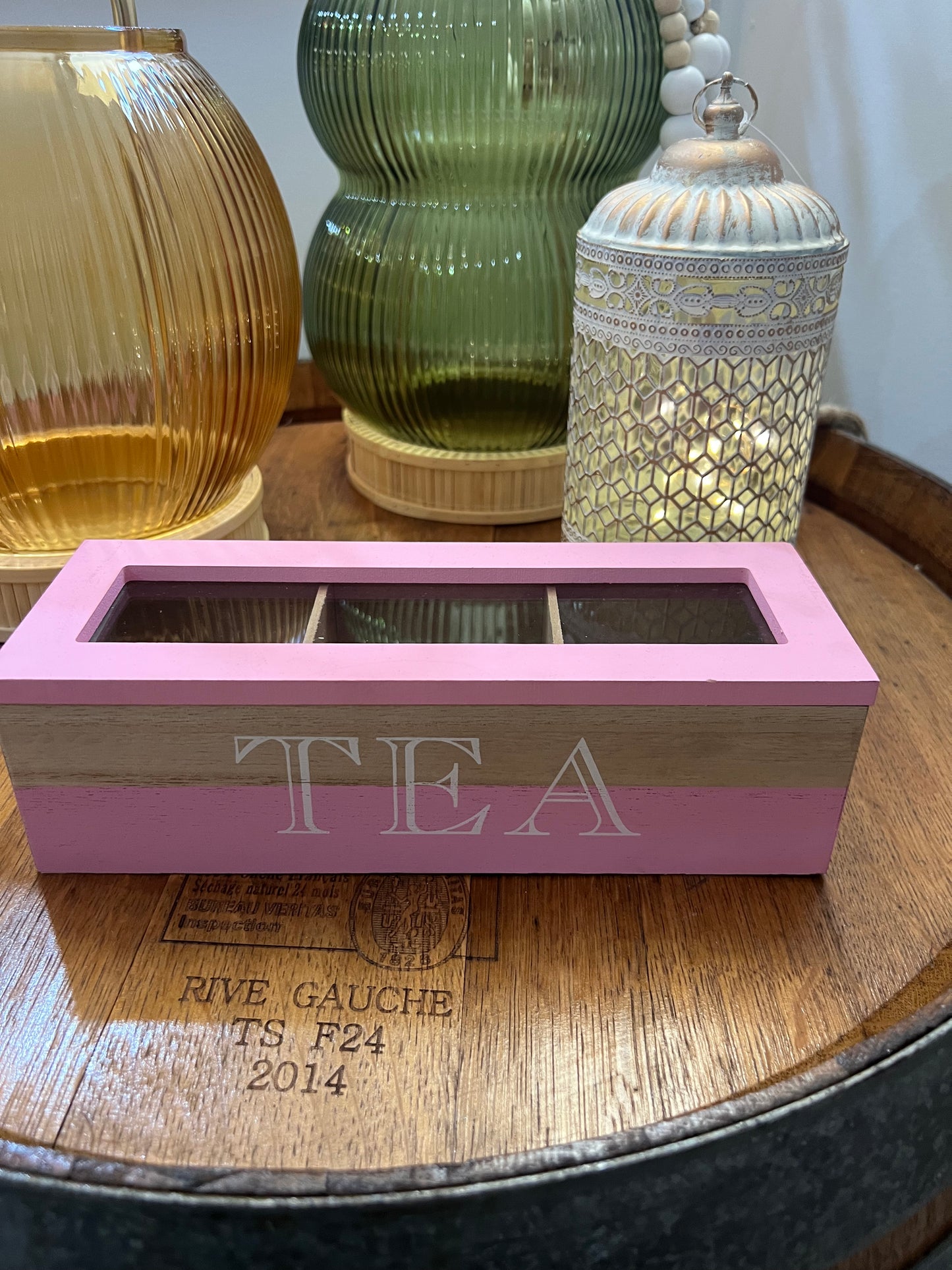 Tea pink and natural holder