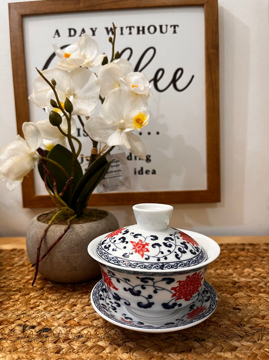 Traditional Tea cup with lid