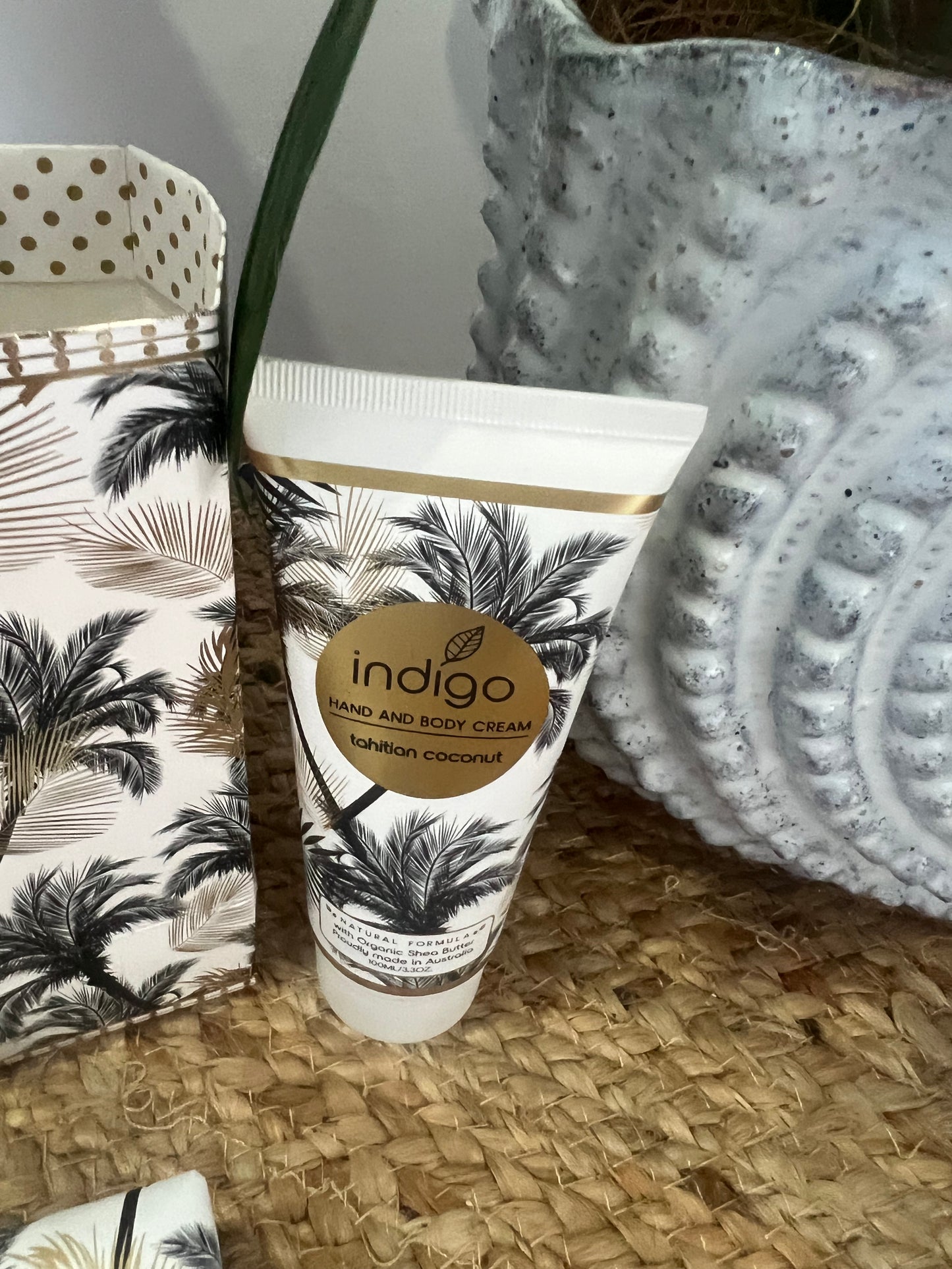 Indigo Body Wash & Hand Cream & Soap & Gift Bag